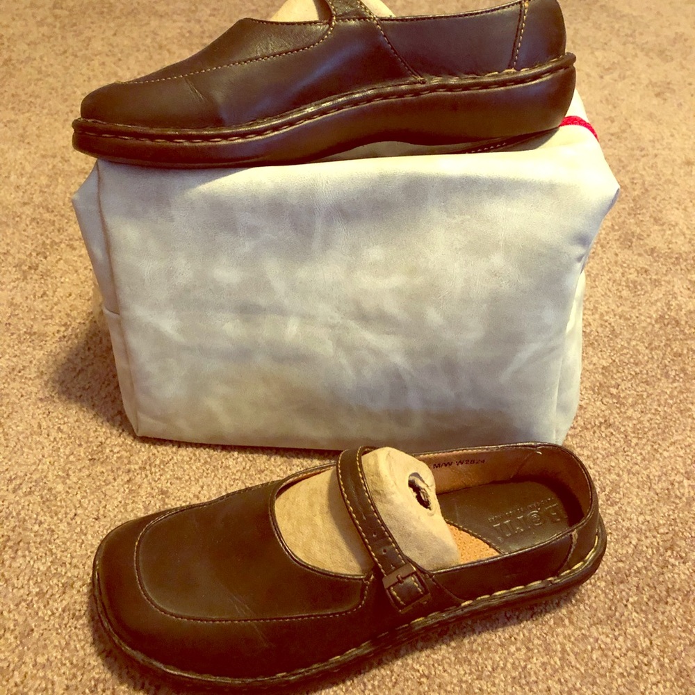 Born Mules Size 7.5